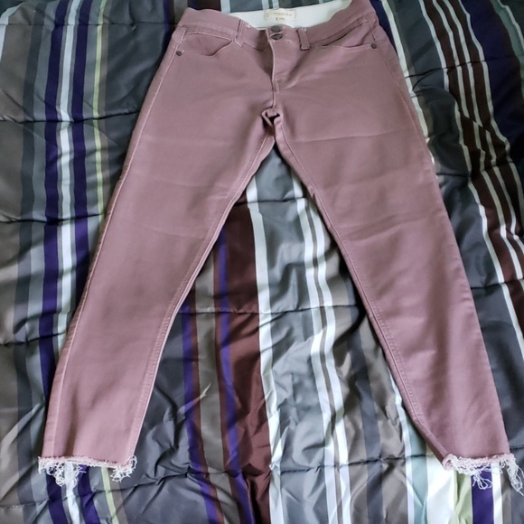 Rewind Jean's 7/28w - Picture 1 of 3